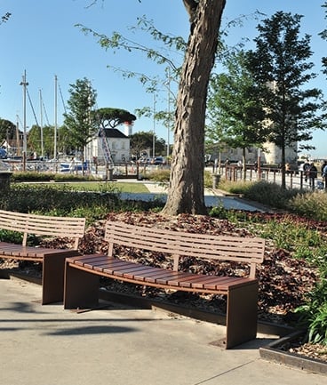 Manta Wood And Steel Park Bench 