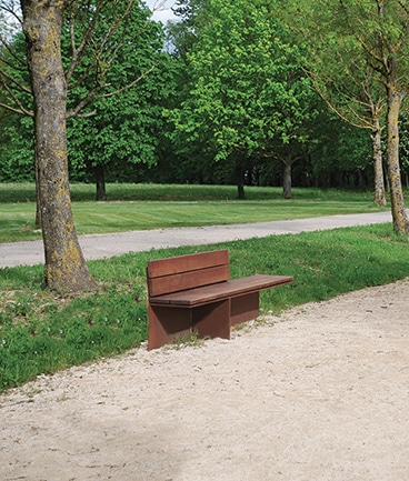 Banc MONSIEUR édité par CYRIA mobilier urbain robuste