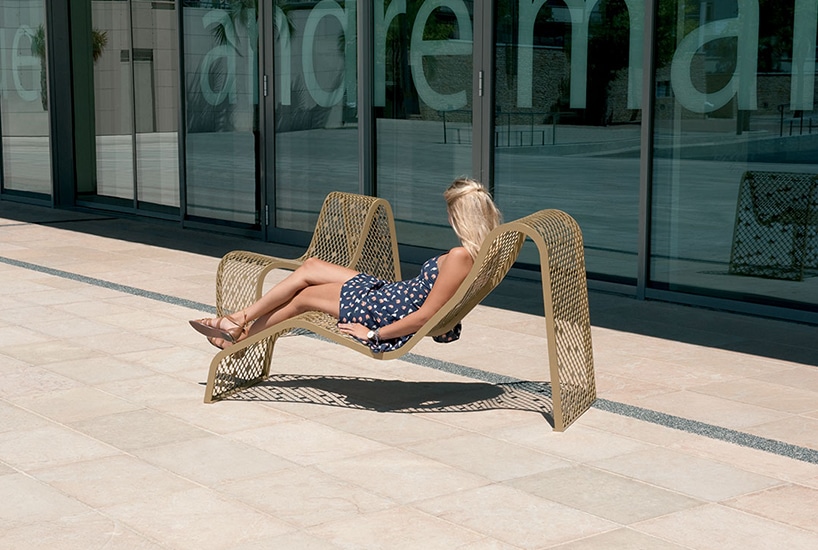 Chaise longue ELINIUM pour parc et jardin