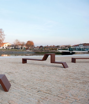 Banc public design EUDALD