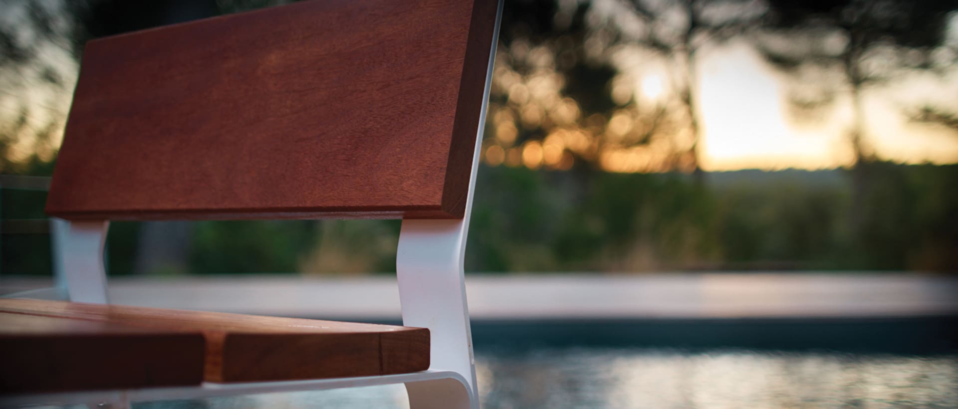 Silla de madera y metal KAISEKI