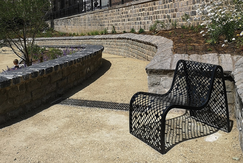 ELINIUM steel chair MONS town planning