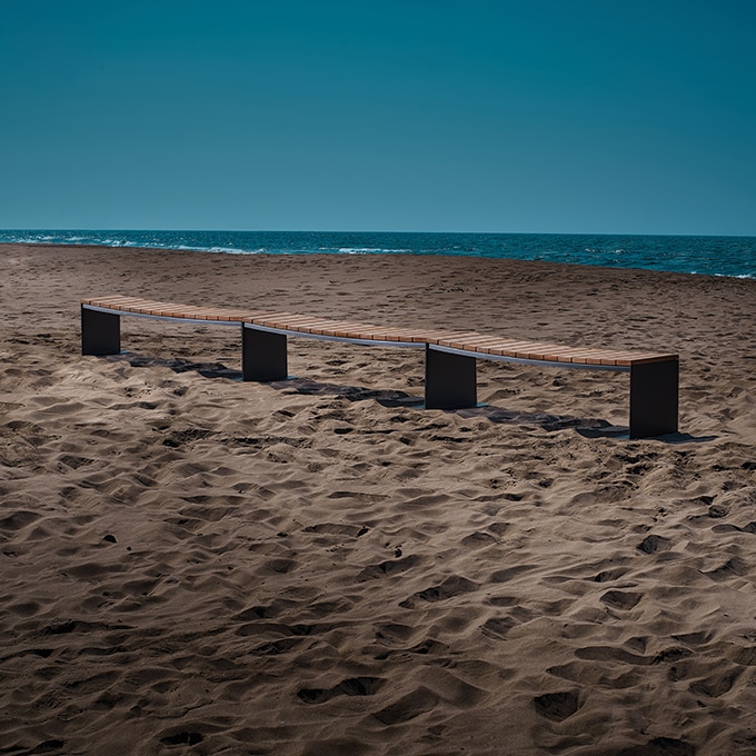 Long banc MANTA - mobilier urbain